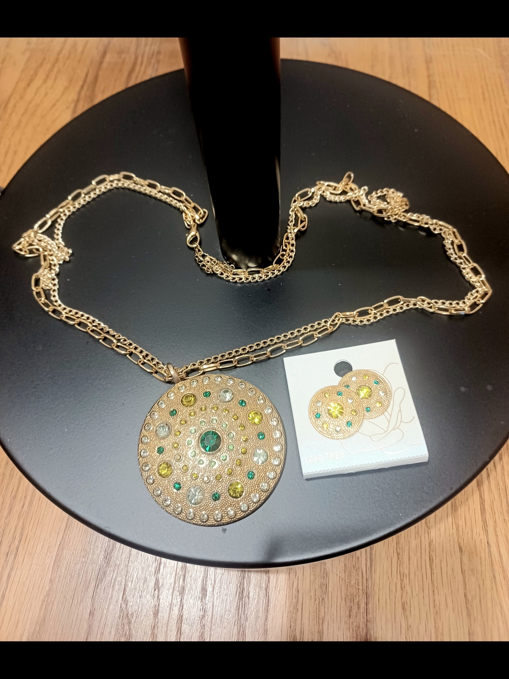 GOLD-TONE GREEN & CLEAR CRYSTAL PENDANT NECKLACE w/ MATCHING EARRINGS